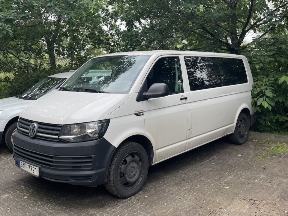 Kolovna 10 - VOLKSWAGEN Transporter KOMBI, RZ 5AF 7721